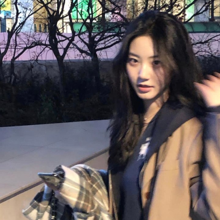 阿亚潘和柯西 在线观看
